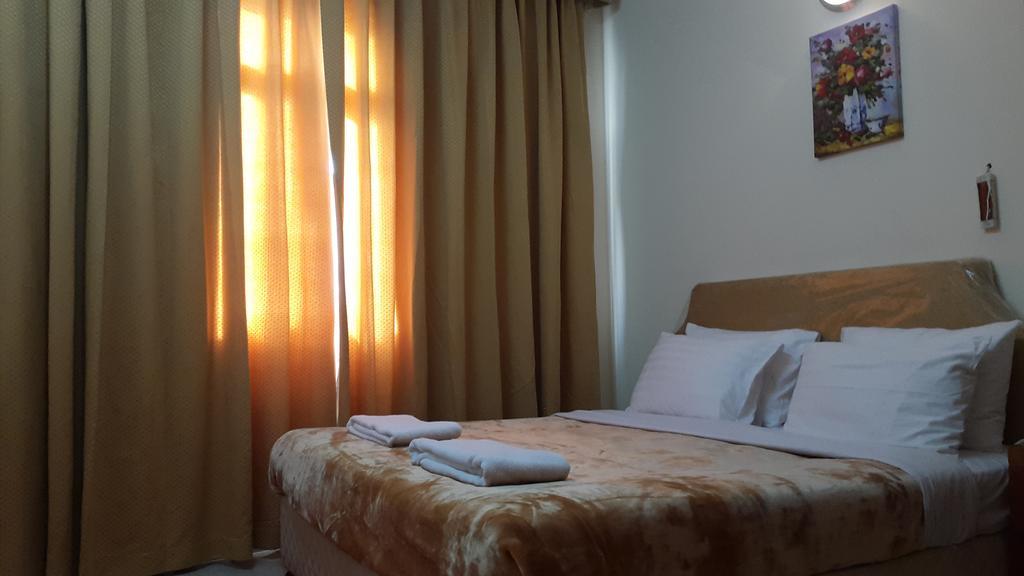 Al Raien Hotel Apartment Dubaj Szoba fotó