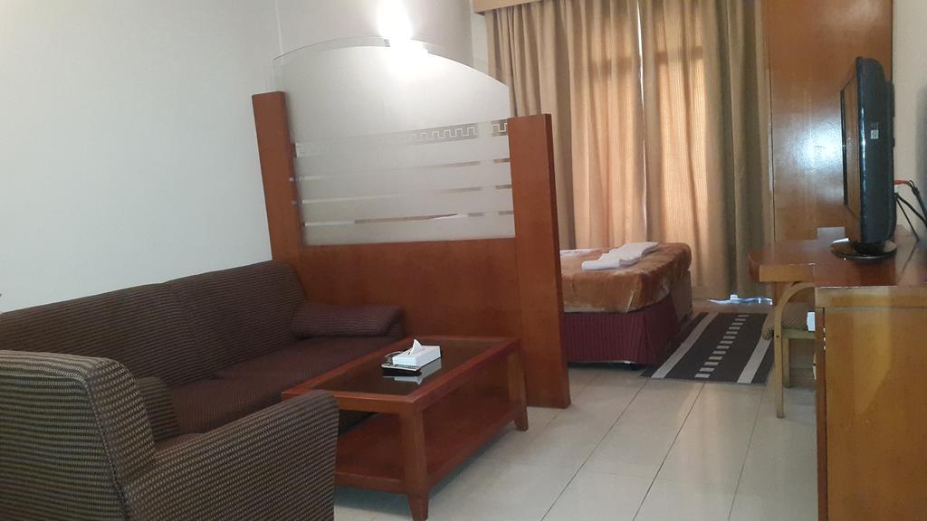 Al Raien Hotel Apartment Dubaj Kültér fotó
